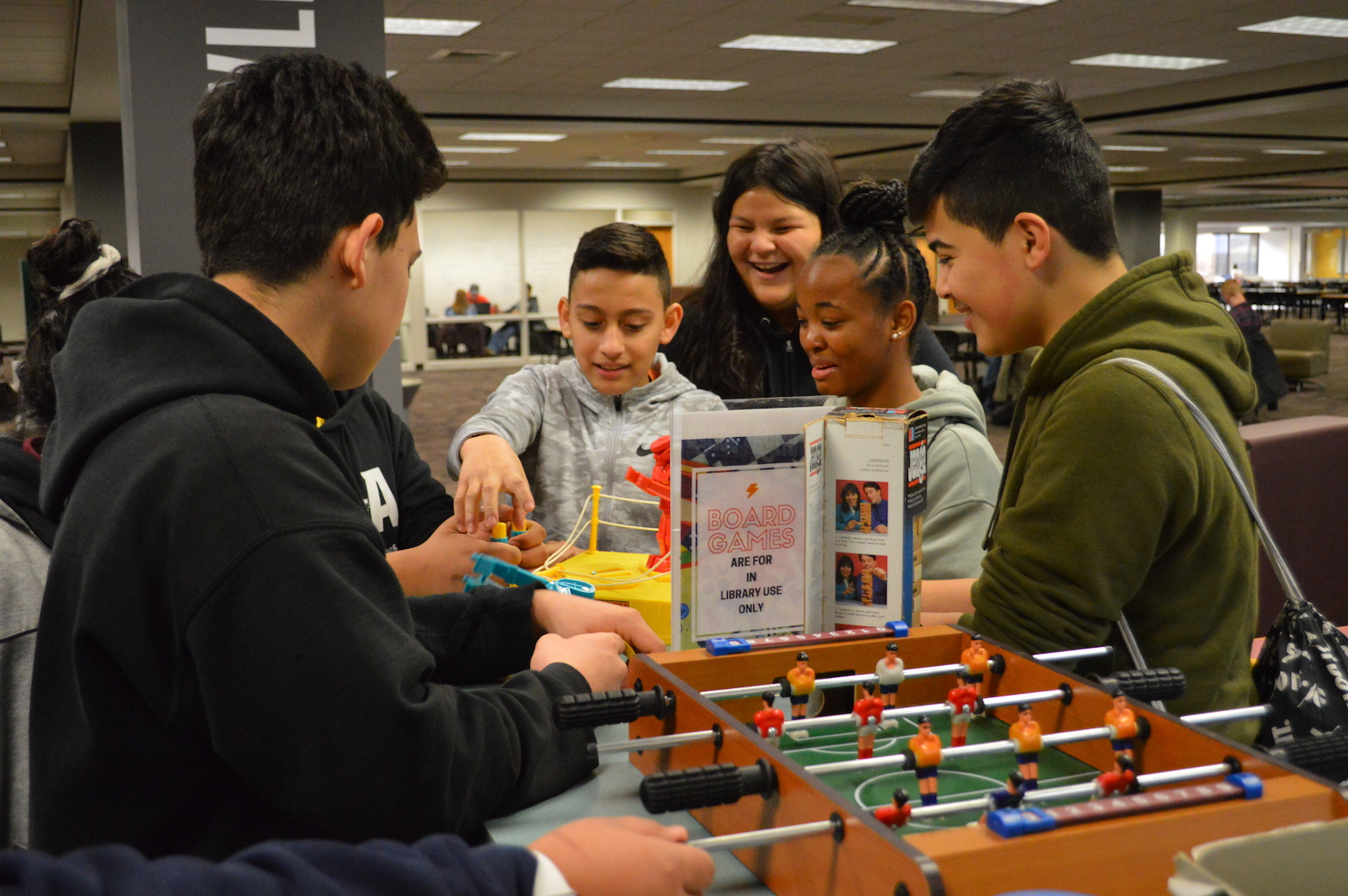 Detroit Students Tour Wayne State University