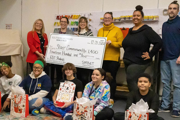 Starr Commonwealth Receives Holiday Gifts from Southern Michigan Bank & Trust for Middle School Students